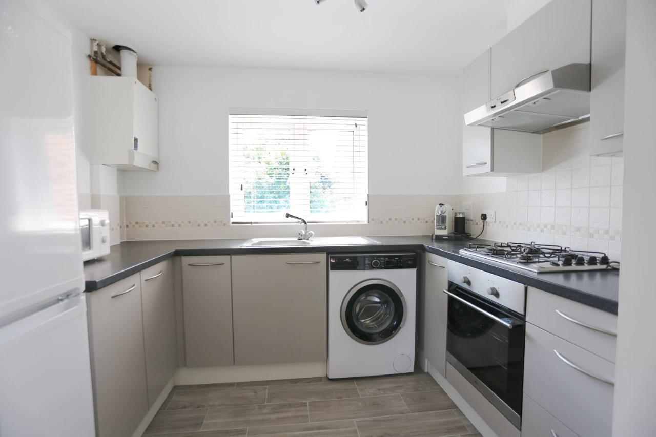 Shorebreak - Bracklesham Bay Apartment Chichester Bagian luar foto